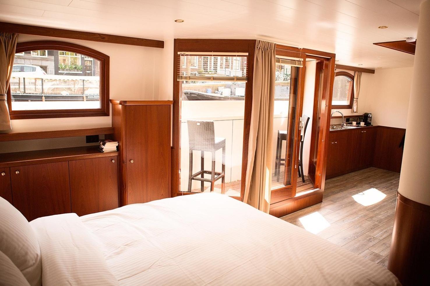 Prinsenboot Amsterdam Cameră foto